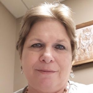 Meet your Posher, Carla